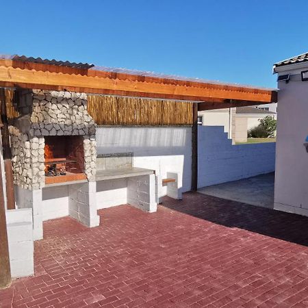 Langebaan Escape Self Catering Accommodation Екстериор снимка